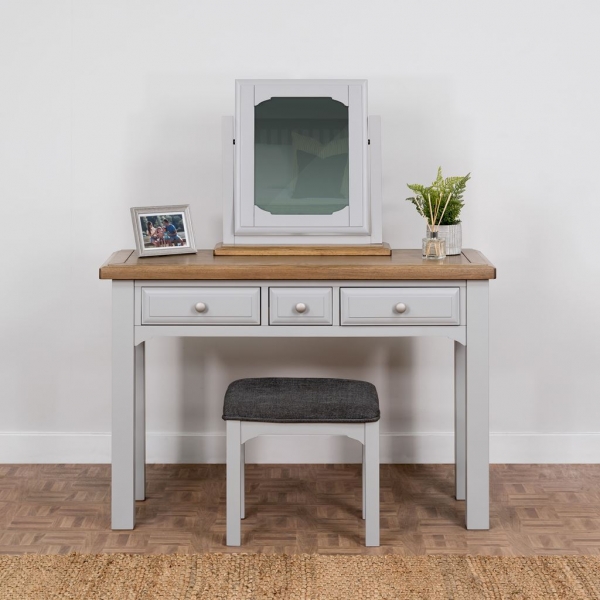 DRESSING TABLE