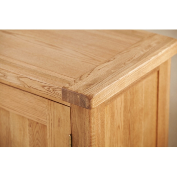 LARGE TV UNIT WITH WOODEN DOORS